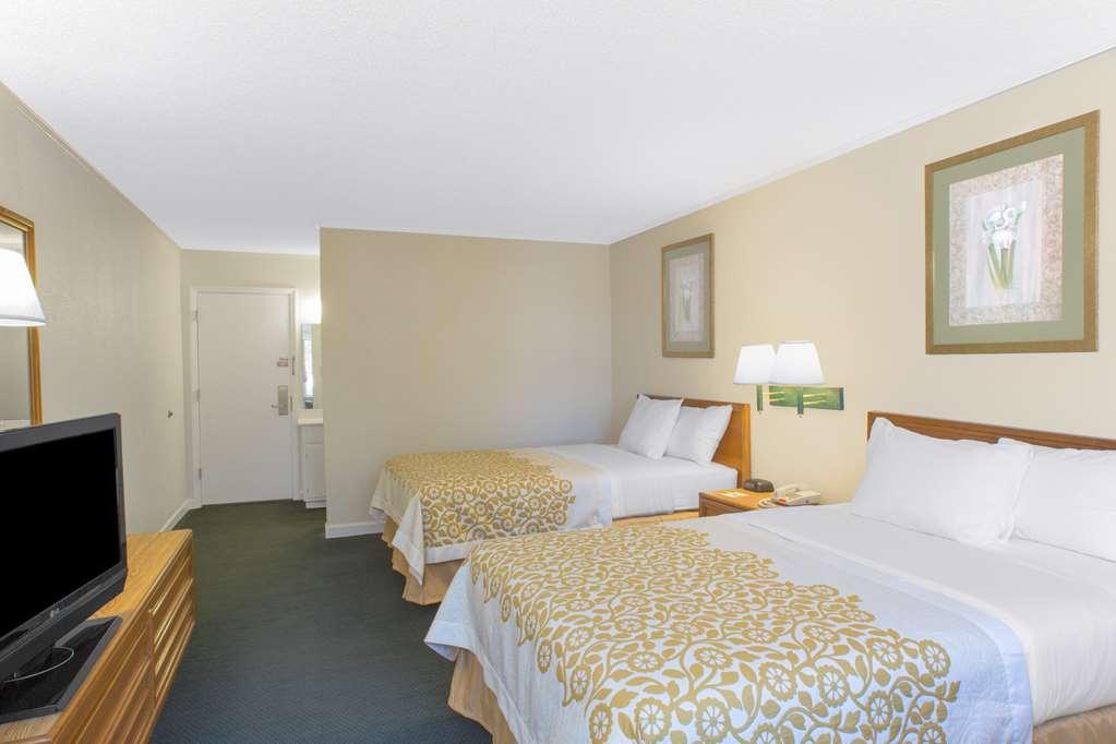 Econo Lodge Cherry Point Havelock Szoba fotó