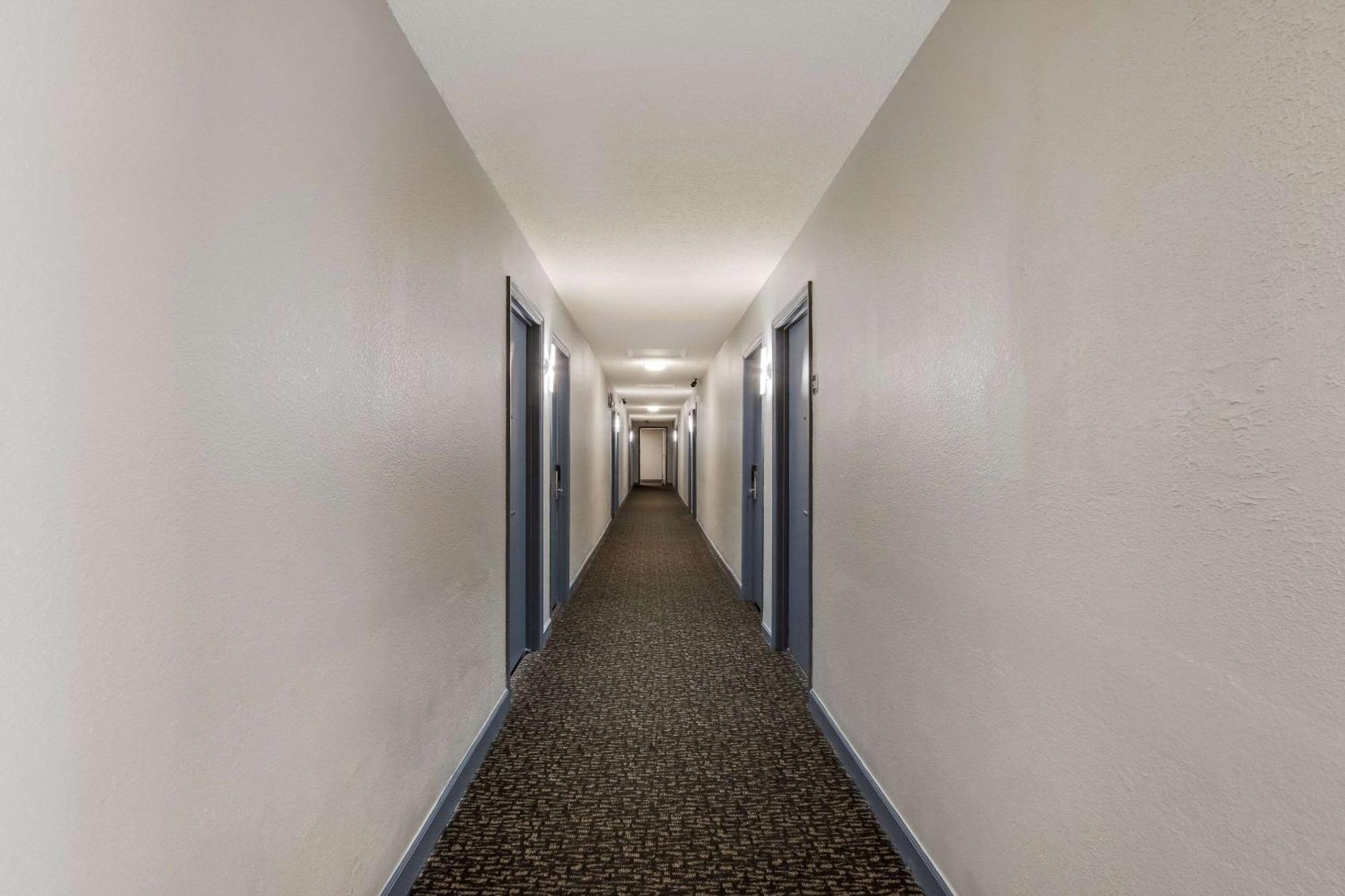 Econo Lodge Cherry Point Havelock Kültér fotó