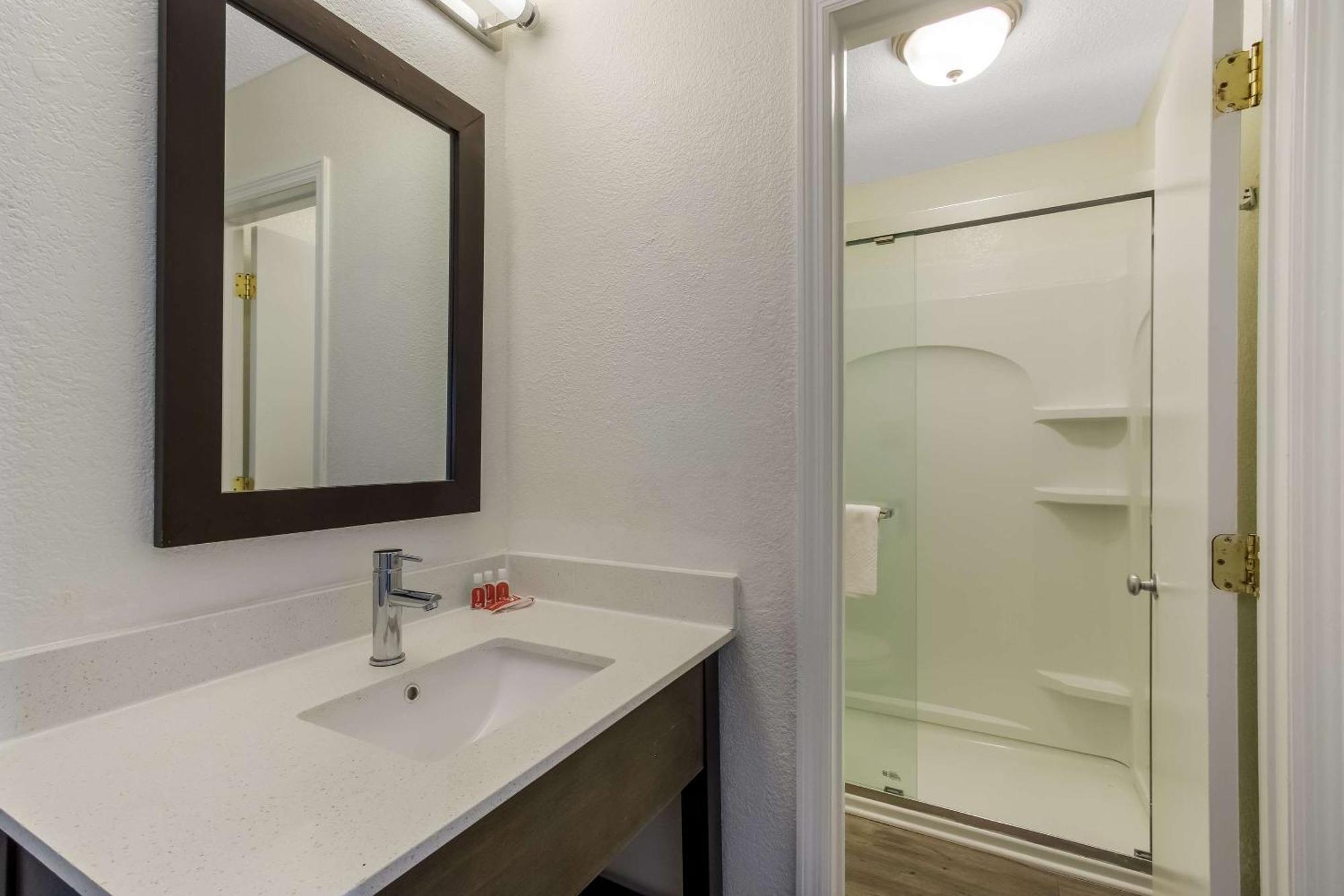 Econo Lodge Cherry Point Havelock Kültér fotó