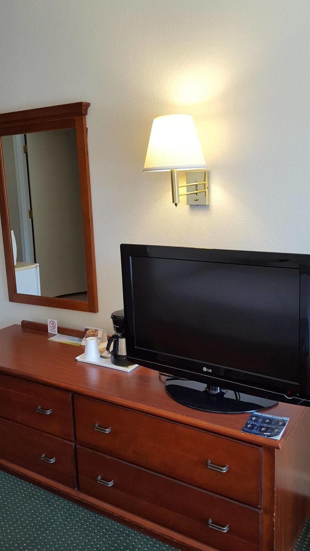 Econo Lodge Cherry Point Havelock Kültér fotó